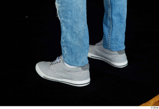 Claudio foot grey sneakers 0006.jpg